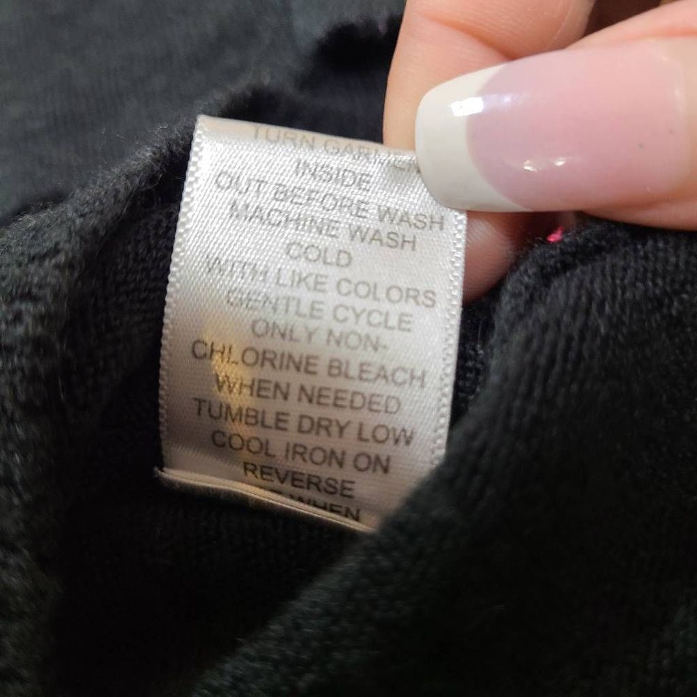 black tunic top - Picture 2 of 5